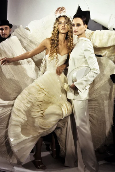 Look 37